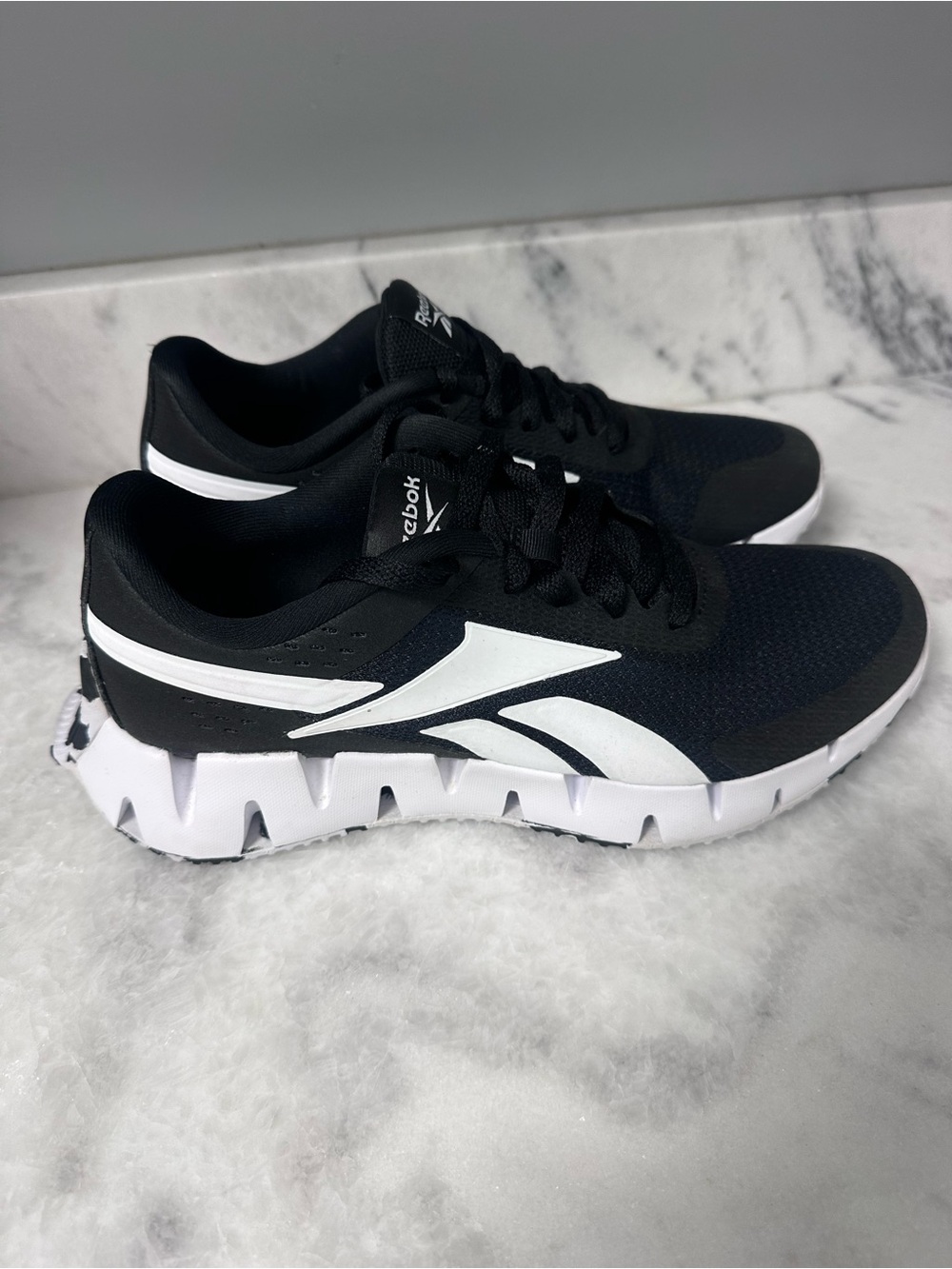 Reebok Black and White Men’s Athletic Running Sneakers Comfort Footbed Ortholite